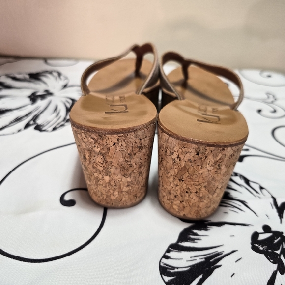 ♥️ K Jacques St. Tropez Diorite Gold Scale Thong Platforms Wedges - Picture 9 of 11